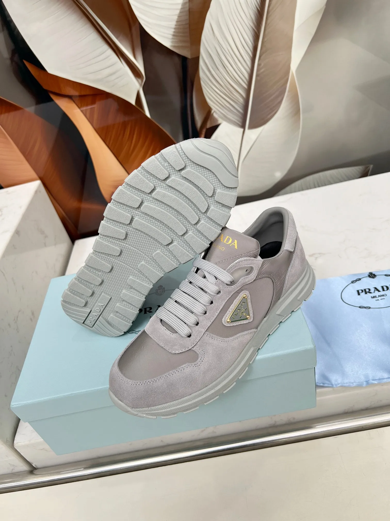 👟👟Ex-factory price 540👟👟 Prada "PRADA.." 2025 explosive model has been shipped. , original 1:1 development, four colors available 35--41 "Code 34 and 41 can be customized and cannot be returned or exchanged"